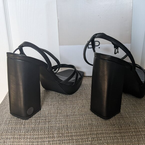 Black Platform Strappy Toe Heel - Picture 4 of 5